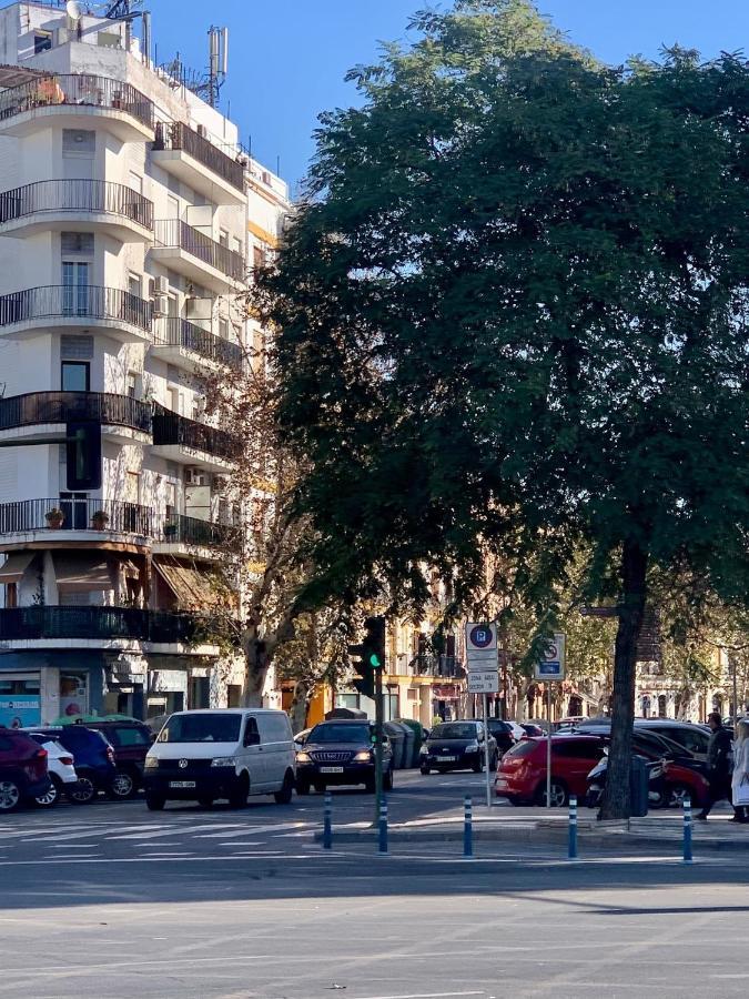 セビリア Fam Sevillian Townhouseヴィラ エクステリア 写真