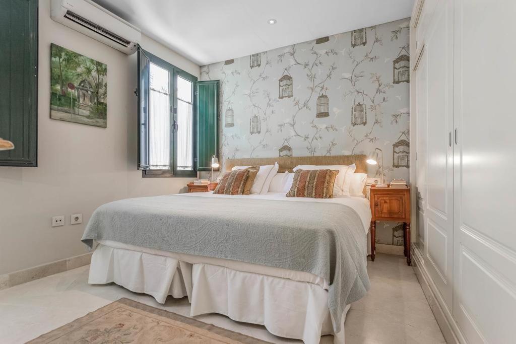 セビリア Fam Sevillian Townhouseヴィラ エクステリア 写真