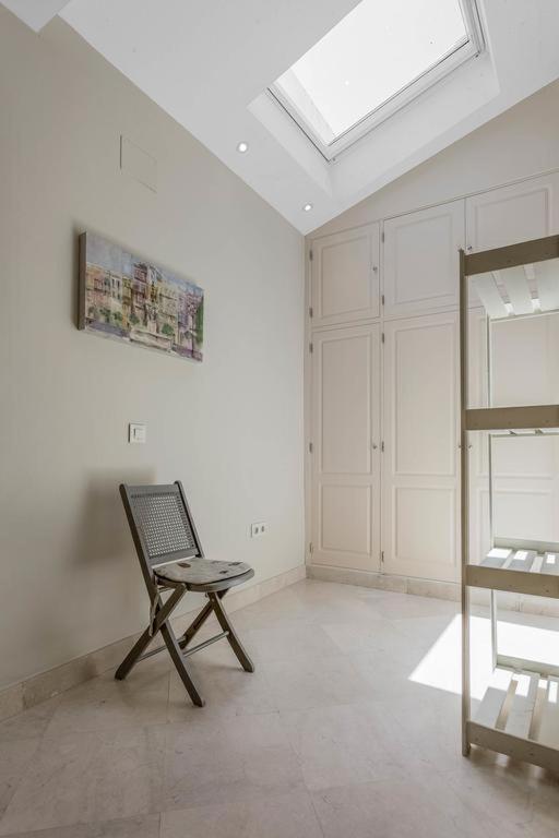 セビリア Fam Sevillian Townhouseヴィラ エクステリア 写真